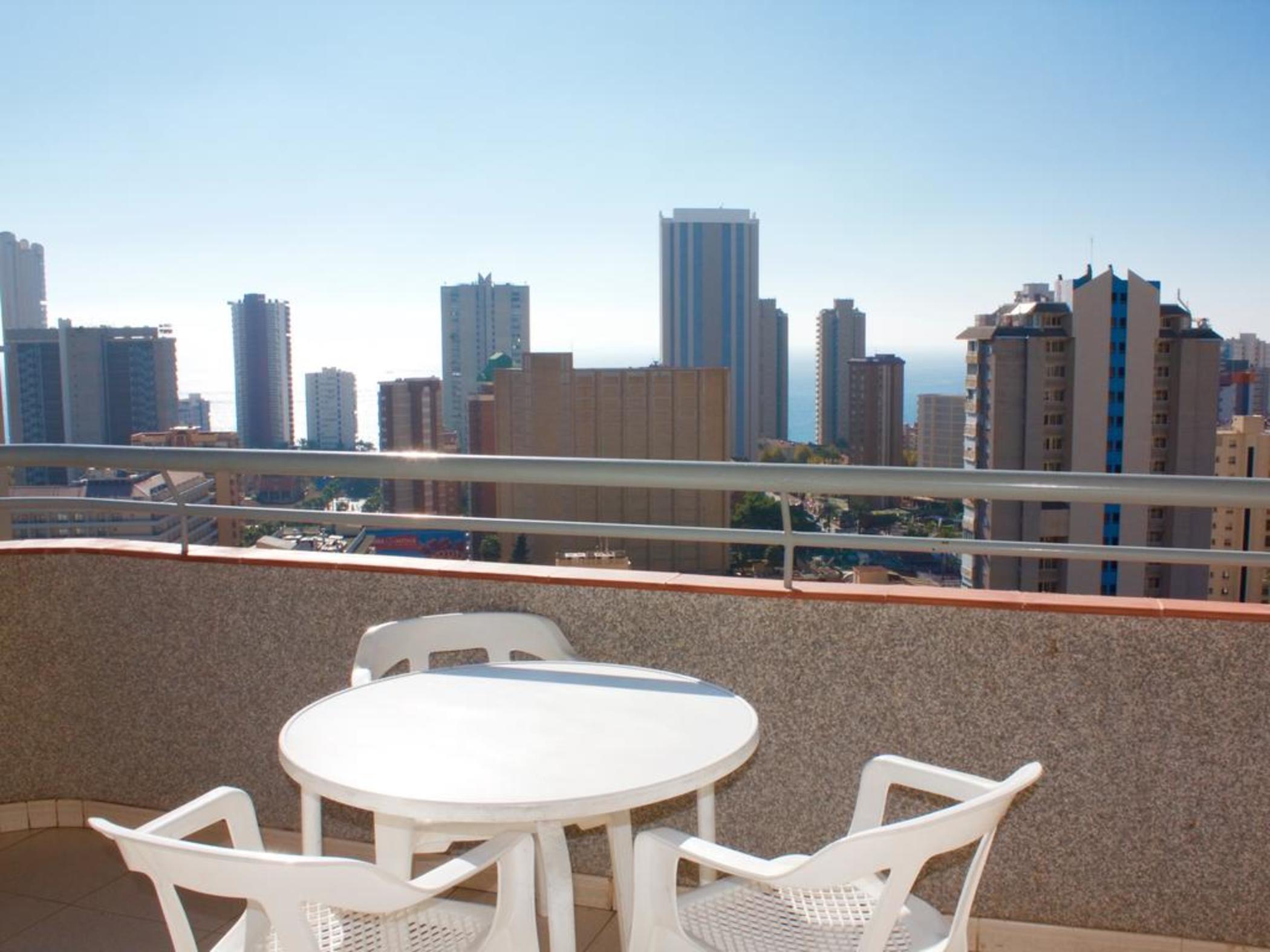 Primavera Loix Apartment *