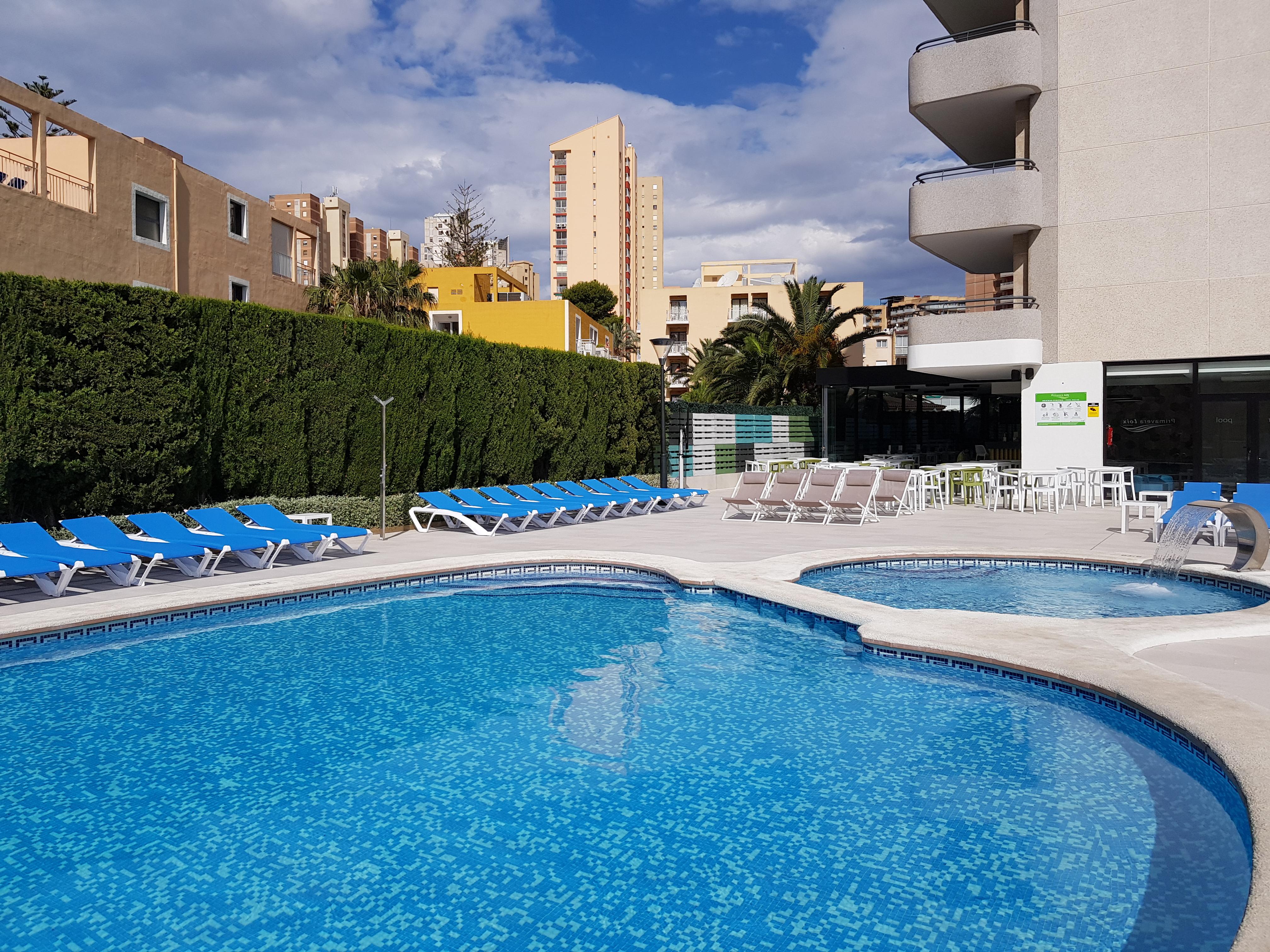 Primavera Loix Apartment *