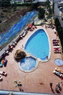 Primavera Loix Apartment *